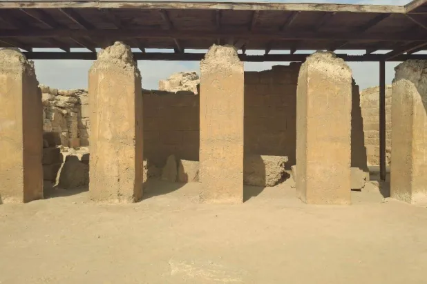 جانب من آثار منطقة أبو صير (وزارة السياحة والآثار)