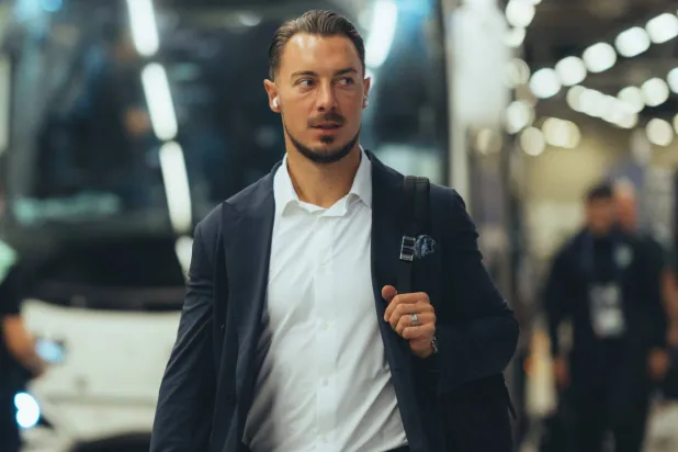 مشروع يايسله الفني قائم على الانضباط أولاً في منظومة الفريق (النادي الأهلي) 