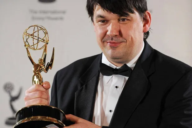 كاتب السيناريو غراهام لينهان أوقف في المملكة المتحدة (رويترز)