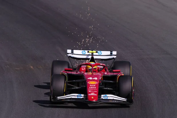 «فيراري» سيحتفل بسابق أمجاده ويأمل في تجاوز مشاكله الحالية (د.ب.أ)