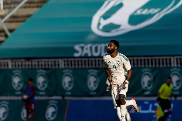 فراس البريكان وعبد الله الحمدان سجلا هدفي الفوز (المنتخب السعودي)