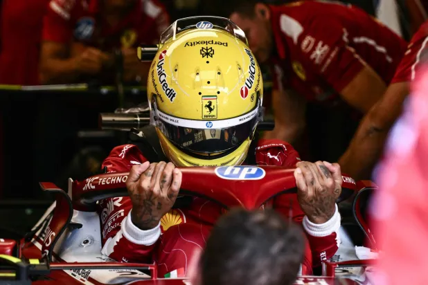 لويس هاميلتون يتألق في مونزا (أ.ف.ب)