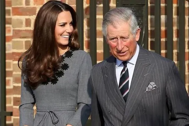 الملك البريطاني تشارلز يظهر إلى جانب كيت ميدلتون (أ.ب)