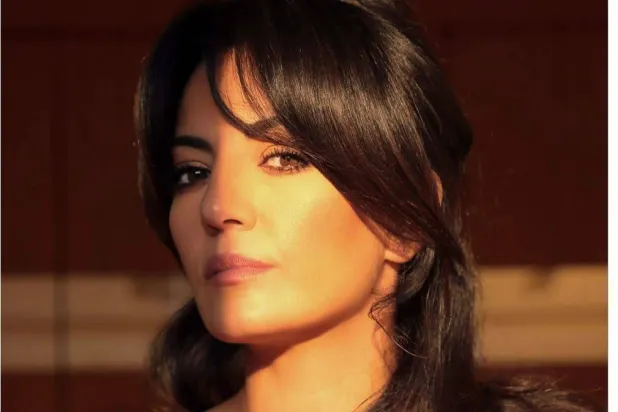 مريم التوزاني مخرجة فيلم «شارع مالقا» (مهرجان فينيسيا)