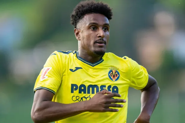 هيثم حسن جناح ريال أوفييدو (نادي فياريال)