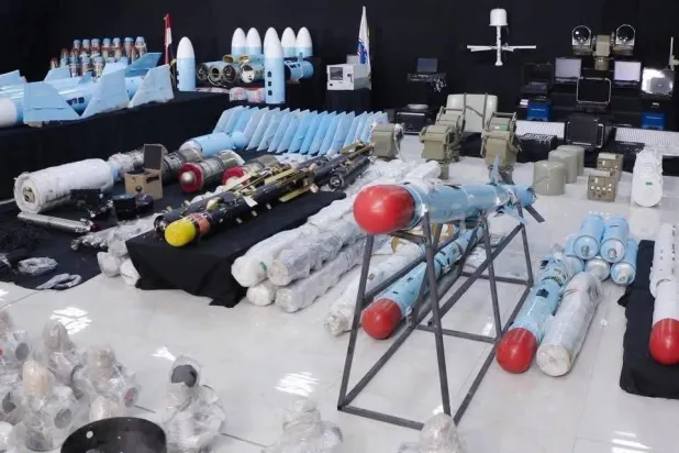 أنظمة صاروخية من أحدث الطرازات الإيرانية لم يكن معروفاً أنها موجودة لدى الحوثيين (إعلام حكومي)
