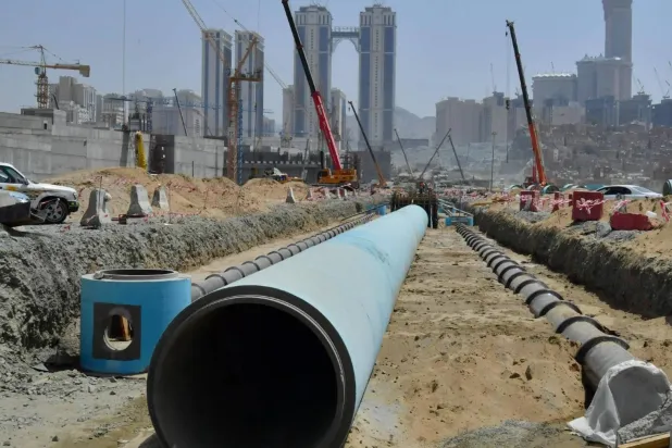 صورة من أعمال تشييد مشروع «مسار» في مكة (واس)