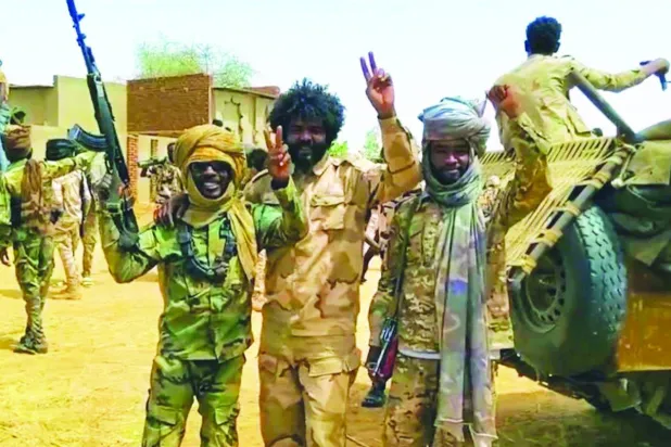 عناصر من «قوات الدعم السريع» في الفاشر كبرى مدن إقليم دارفور (أرشيفية - تلغرام)