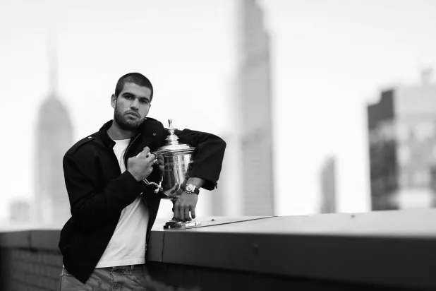 الإسباني كارلوس ألكاراس الفائز ببطولة أميركا المفتوحة للتنس (أ.ف.ب)