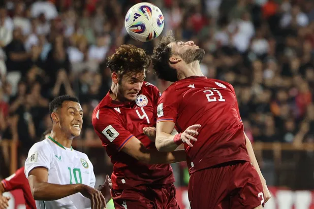 أرمينيا هزمت آيرلندا في تصفيات المونديال (رويترز)