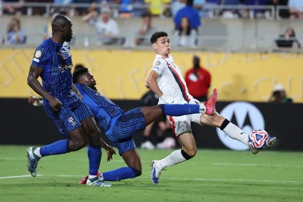 مباراة الهلال ومانشستر سيتي حظيت بمشاهدة قياسية (رويترز)