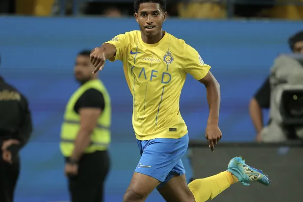 مشاري النمر يغادر صفوف النصر لتجربة جديدة مع الدرعية (نادي النصر) 