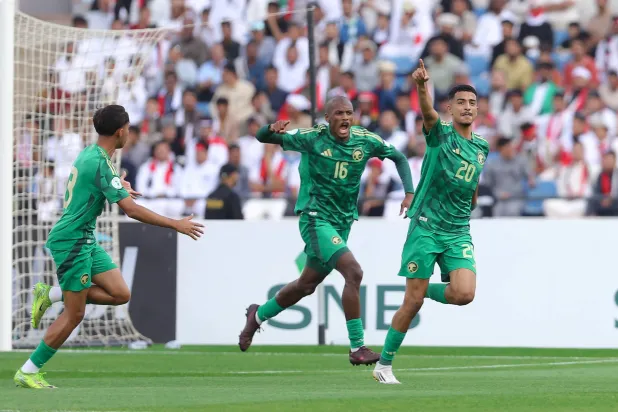 الأخضر الشاب عانق الذهب بثلاثية في شباك اليمن (الشرق الأوسط)