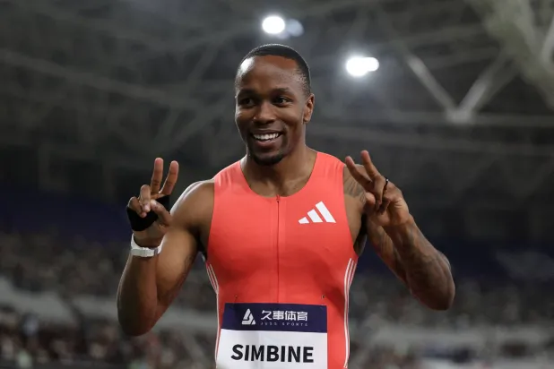 أكاني سيمبيني (رويترز)