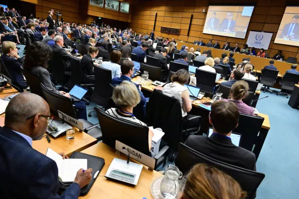 صورة وزعتها الوكالة الدولية للطاقة الذرية من افتتاح اجتماعها الفصلي في فيينا الاثنين
