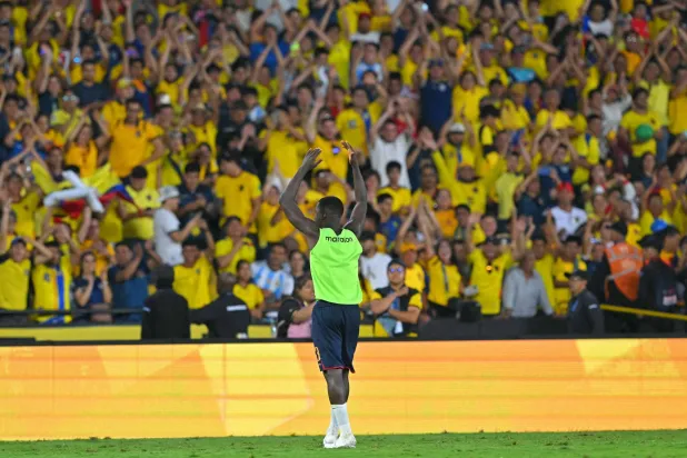 مويسيس كايسيدو نجم الإكوادور أحد الغائبين عن تشيلسي السبت (أ.ف.ب)