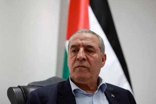 نائب الرئيس الفلسطيني حسين الشيخ (رويترز)