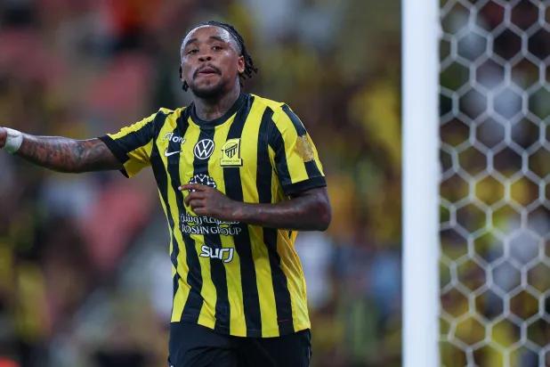 بيرغوين محتفلاً بهدفه الثاني (الدوري السعودي)