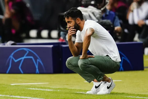 روبن أموريم المدير الفني لفريق مانشستر يونايتد (د.ب.أ)