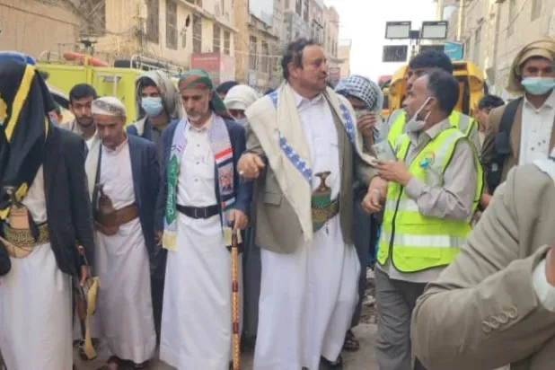 رئيس الحكومة الحوثية المكلف يُعلن عن اعتزازه بسقوط زملائه قتلى بالغارات الإسرائيلية (إعلام حوثي)