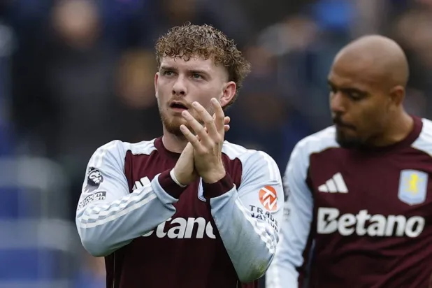 هارفي إليوت (رويترز)