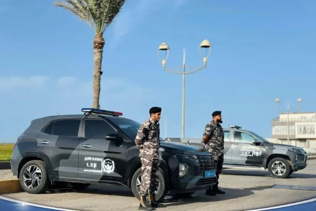 دورية أمنية تباشر مهامها في حفظ الاستقرار بالعاصمة طرابلس (وزارة الداخلية الليبية)