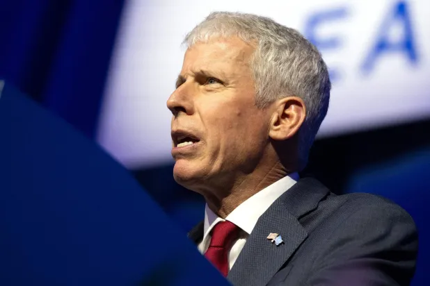 وزير الطاقة الأميركي كريس رايت (أ.ف.ب)