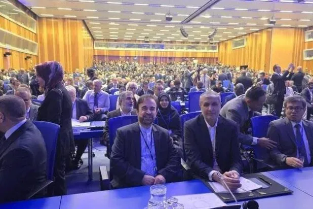 الوفد الإيراني في فيينا (وكالة مهر)