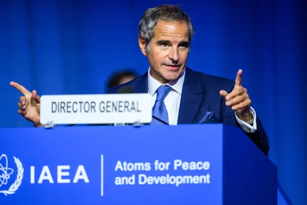 رافائيل غروسي المدير العام للوكالة الدولية للطاقة الذرية خلال حديثه الاثنين (إ.ب.أ)