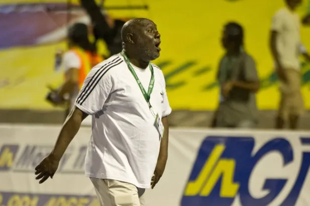 غلين ميلز (رويترز)