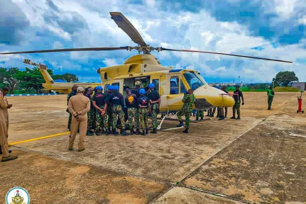 جانب من مناورات نظمها سلاح الجو النيجيري الشهر الماضي ضمن حربه على الإرهاب (الجيش النيجيري)
