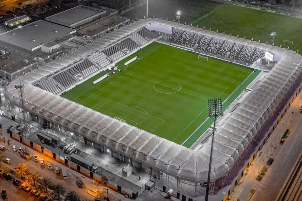 حقوق تسمية ملعب النادي تمتد لمدة موسمين ليحمل الاسم الجديد «إس إتش جي أرينا» (نادي الشباب) 