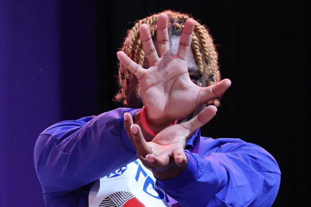 لايلز جاهز للسباق الأقوى (رويترز)