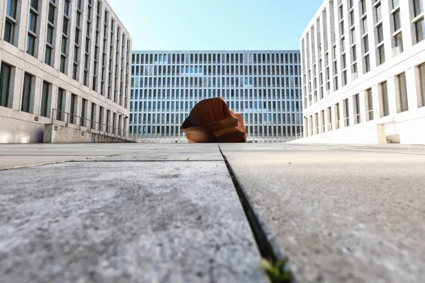 مقر جهاز الاستخبارات الداخلية الألمانية في برلين (أ.ف.ب)