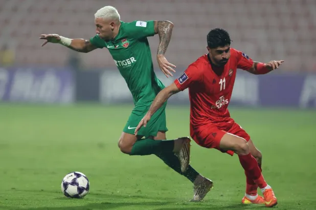 شباب الأهلي الإماراتي تعادل 1-1 مع ضيفه تراكتور الإيراني (نادي شباب الأهلي)