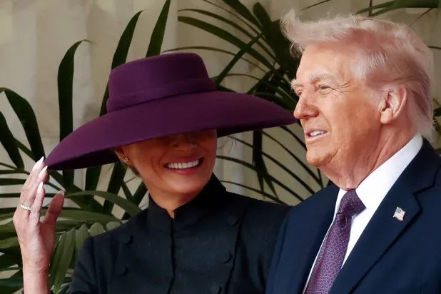 ميلانيا ودونالد ترمب في قلعة وندسور (رويترز)