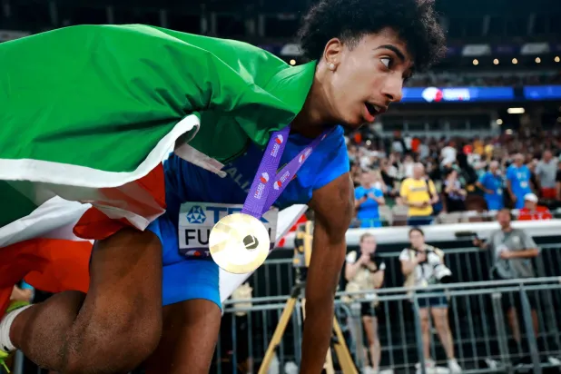 فورلاني أصبح أصغر متنافس وأول إيطالي يفوز باللقب (إ.ب.أ)