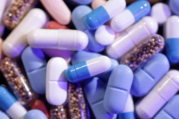 فيتامين «بي 12» والمغنسيوم ضروريان لإنتاج الطاقة في الجسم (رويترز)