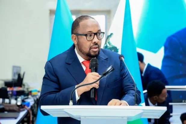 عبد القادر أحمد أوعلي رئيس ولاية شمال شرق الصومال (وكالة الأنباء الصومالية)