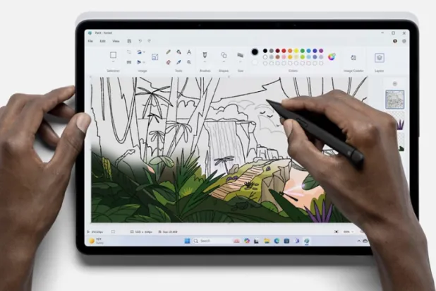 تطبيق «الرسام» يتيح الآن حفظ الملفات بصيغة جديدة تحتفظ بجميع الطبقات والتعديلات، تماماً مثل صيغة PSD في «فوتوشوب» (مايكروسوفت)