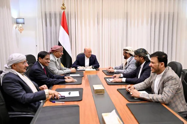 جانب من اجتماع مجلس القيادة الرئاسي اليمني (سبأ)