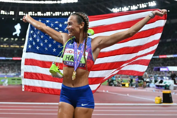 آنا هول (أ.ف.ب)