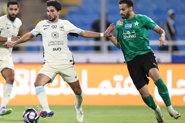 عوار خلال مشاركته في مباراة النجمة (تصوير: سعد العنزي)