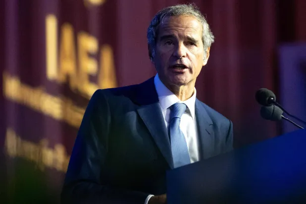 غروسي متحدثاً أمام الجمعية العامة للوكالة الدولية للطاقة الذرية في فيينا الأسبوع الماضي (أ.ف.ب)