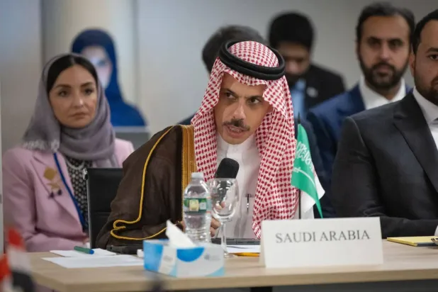 Prens Faysal bin Ferhan, bakanlar toplantısında (Suudi Arabistan Dışişleri Bakanlığı)