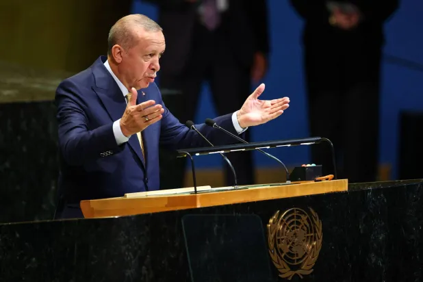 الميكروفون يصمت خلال خطاب إردوغان في الأمم المتحدة... ماذا حدث؟