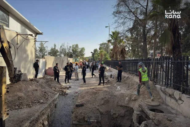 عمال صيانة يكتشفون رُفاتاً لـ3 جثث في حي القدم بدمشق (سانا)