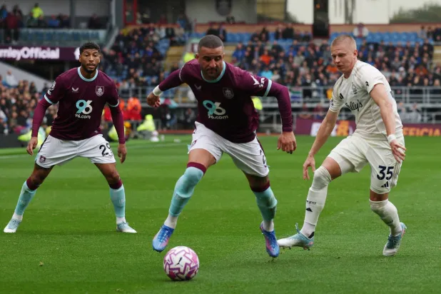 كايل ووكر لاعب مانشستر سيتي السابق وبيرنلي الحالي (رويترز)