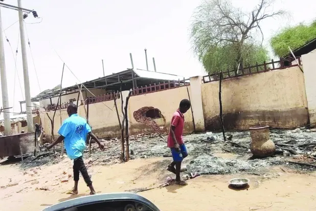 دمار لحق بـ«مستشفى الفاشر» إثر معارك سابقة (من صفحة حاكم إقليم دارفور على «فيسبوك»)