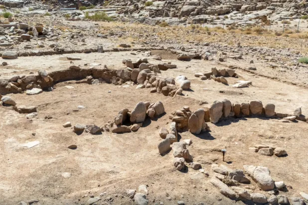 الاستيطان البشري يعود تاريخه إلى الفترة ما بين 10300–11300 سنة من الوقت الحاضر (هيئة التراث)